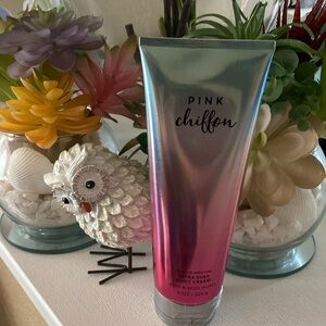 Bath And Bodyworks pink chiffon body cream